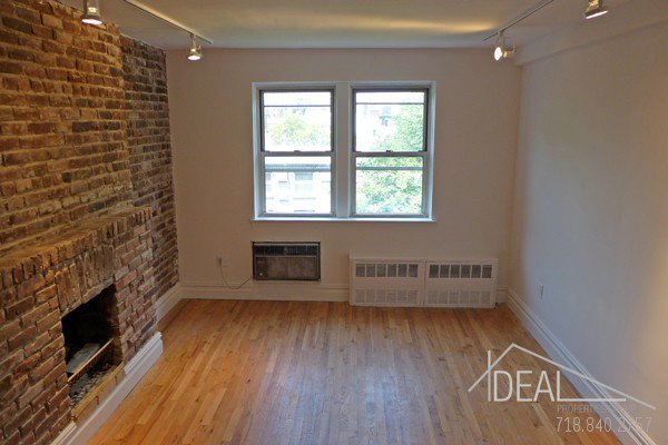 Excellent 1 Bedroom Apartment for Rent in Brooklyn Heights!